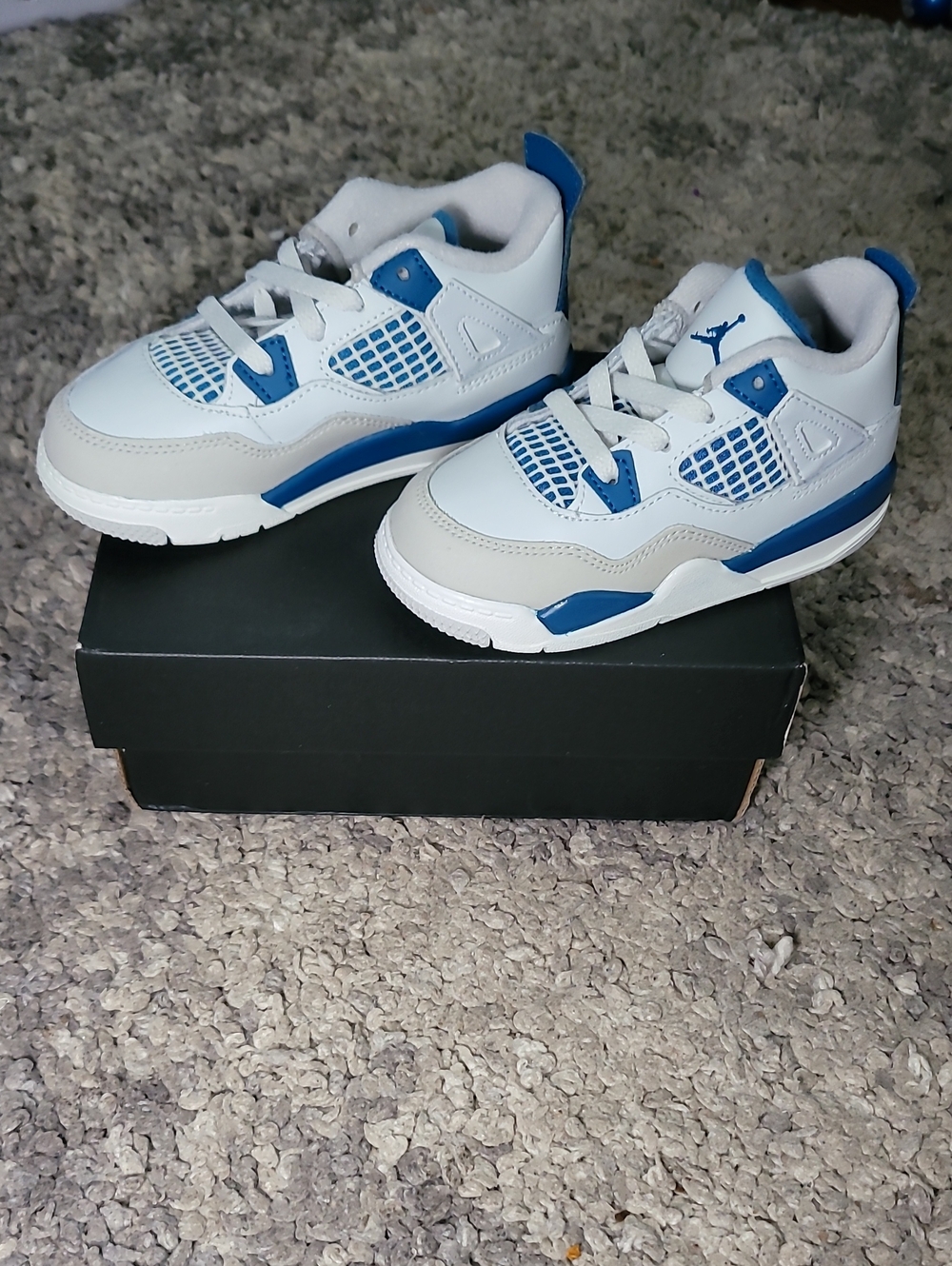 Jordan Kids White and Blue Retro Sneakers